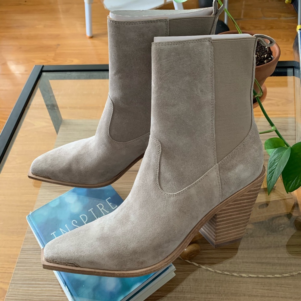 NIB Sigerson Morrison ankle boots